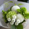 お供え用の白い花束