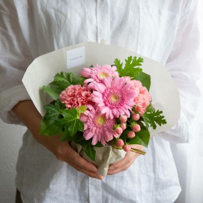 ☆ユーカリポポラスベリーと白いお花のスワッグ(ドライフラワースワッグ)☆ブーケ