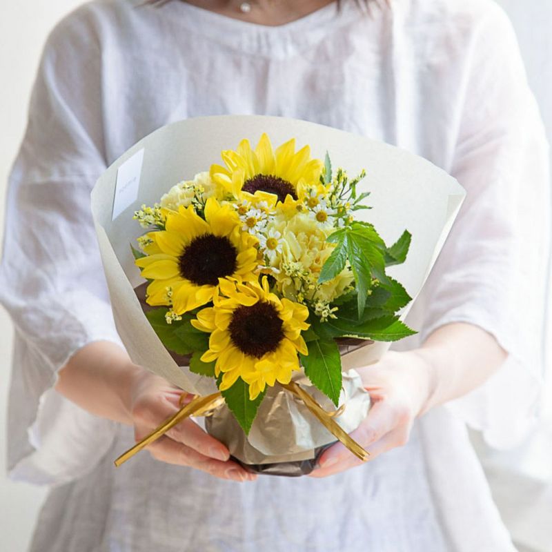 6～7月】日本茶+そのまま飾れる夏のブーケ(M) | noemie（ノエミ）